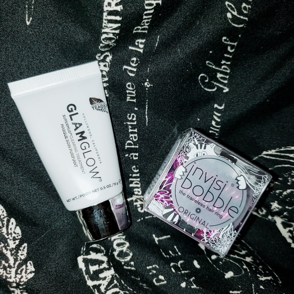 Glamglow & Invisi-Bobble.